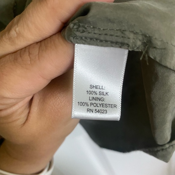 Silk dress - Picture 4 of 5